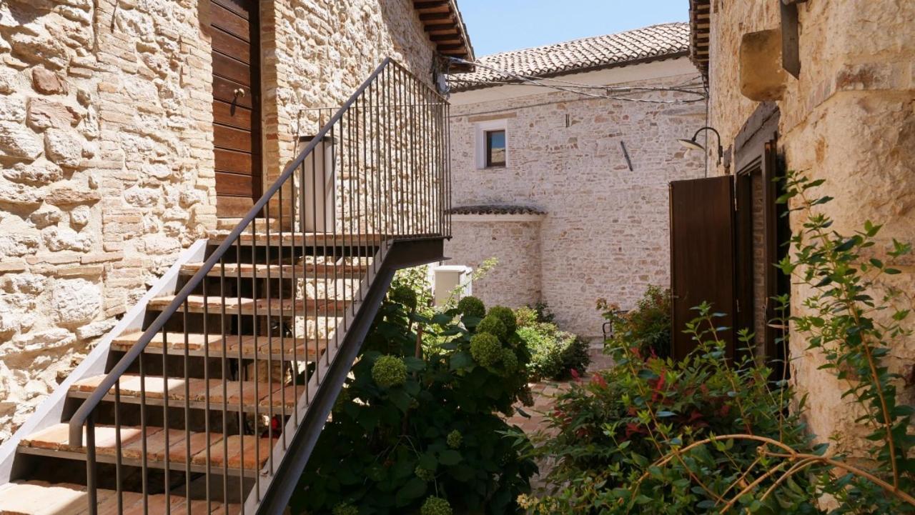 Borgo De' Varano By Hotel I Duchi Camerino Exterior photo